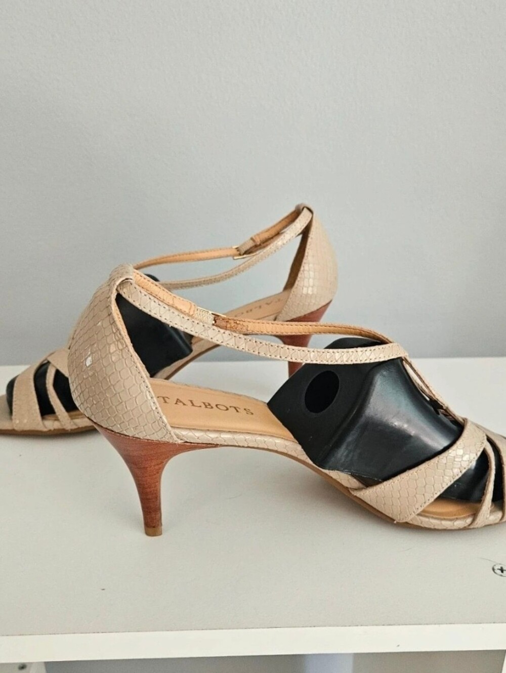 Talbots Nude Snake Skin Leather Ankle Strap Heels - Size 9.5 - Picture 4 of 8